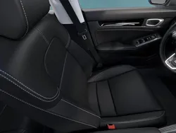 Weiß Neu 2025 Honda Civic Limousine | 38.849 € (Etwas zu teuer)