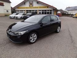Deep black perleffekt Gebraucht 2020 VW Golf VIII Life Kleinwagen | 17.800 € (Guter Preis)