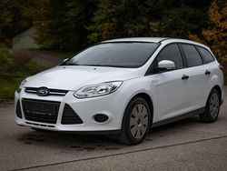 Weiß Gebraucht 2013 Ford Focus Kombi | 4.299 € (Fairer Preis)