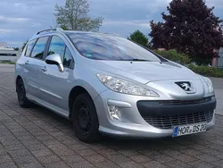 Silber Gebraucht 2011 Peugeot 308 Active Kombi | 2.999 € (Guter Preis)