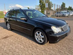Schwarz Gebraucht 2004 Mercedes C320 Avantgarde Kombi | 3.333 € (Fairer Preis)