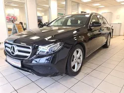 Schwarz Gebraucht 2017 Mercedes E200 Kombi | 24.700 € (Fairer Preis)
