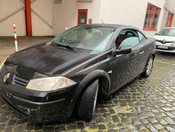 Schwarz Gebraucht 2005 Renault Mégane Cabriolet Dynamique Cabrio | 2.000 € (Fairer Preis)