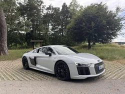 Grau Gebraucht 2017 Audi R8 Coupé Exclusive Coupé | 130.000 € (Fairer Preis)