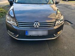 Braun Gebraucht 2011 VW Passat Kombi | 6.500 € (Fairer Preis)