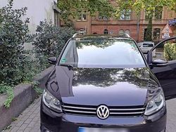 Schwarz Gebraucht 2013 VW Touran Van / Kleinbus | 7.600 €