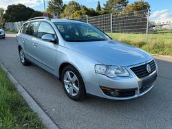 Grau Gebraucht 2010 VW Passat Kombi | 3.850 € (Etwas zu teuer)