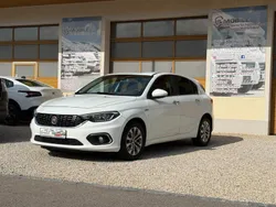 Weiß Gebraucht 2020 Fiat Tipo Lounge Limousine | 6.390 €