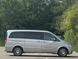 Grau Gebraucht 2013 Mercedes Viano Van / Kleinbus | 24.499 € (Teuer)