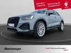 Grau Gebraucht 2024 Audi Q2 Advanced SUV | 38.979 €