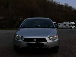 Silber Gebraucht 2011 Mitsubishi Colt Kleinwagen | 5.500 € (Teuer)
