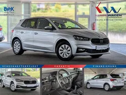 Silber Gebraucht 2023 Skoda Fabia Selection Limousine | 14.450 € (Superpreis)