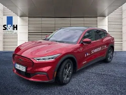 Rot Gebraucht 2022 Ford Mustang Mach-E Premium SUV | 36.990 € (Guter Preis)