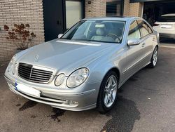 Silber Gebraucht 2003 Mercedes E500 Avantgarde Limousine | 11.500 € (Fairer Preis)