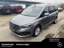 Grau Neu 2025 Mercedes 180 Progressive Limousine | 35.850 € (Fairer Preis)