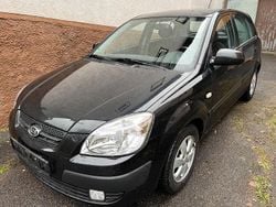 Schwarz Gebraucht 2009 Kia Rio Kleinwagen | 2.000 € (Guter Preis)