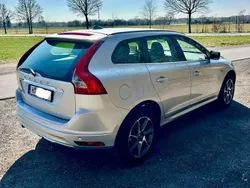 Silber Gebraucht 2014 Volvo XC60 Ocean Race SUV | 16.999 € (Fairer Preis)