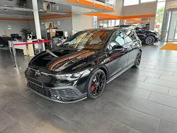 Schwarz Gebraucht 2024 VW Golf VIII GTI Clubsport Limousine | 44.900 €