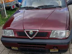 Rot Gebraucht 1992 Alfa Romeo 33 Kombi | 5.555 €