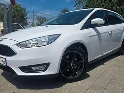 Weiß Gebraucht 2015 Ford Focus Business Edition Kombi | 6.990 € (Guter Preis)
