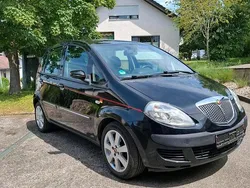 Schwarz Gebraucht 2007 Lancia Musa Van / Kleinbus | 2.100 € (Etwas zu teuer)