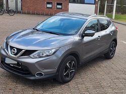 Grau Gebraucht 2015 Nissan Qashqai 360º SUV | 9.500 € (Guter Preis)
