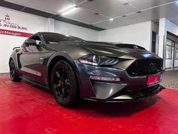 Grau Gebraucht 2019 Ford Mustang Fastback Coupé | 22.790 € (Fairer Preis)