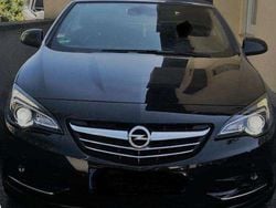 Schwarz Gebraucht 2013 Opel Cascada Innovation Cabrio | 11.500 € (Fairer Preis)