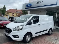 Weiß Gebraucht 2023 Ford Transit Custom Trend Van / Kleinbus | 26.950 € (Fairer Preis)
