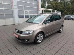 Braun Gebraucht 2011 VW Golf Plus Cross Style Van / Kleinbus | 7.950 € (Teuer)