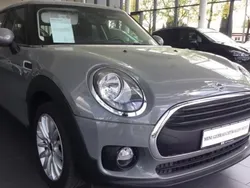 Grau Gebraucht 2018 Mini One Clubman Kombi | 12.500 € (Guter Preis)