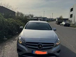 Grau Gebraucht 2015 Mercedes A180 StreetStyle Limousine | 11.500 € (Guter Preis)