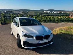 Weiß Gebraucht 2021 BMW 218 Active Tourer Advantage Van / Kleinbus | 21.999 € (Fairer Preis)
