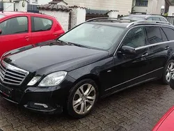 Schwarz Gebraucht 2009 Mercedes E350 Avantgarde Kombi | 3.000 € (Superpreis)
