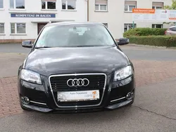 Schwarz Gebraucht 2012 Audi A3 Attraction Coupé | 8.780 € (Fairer Preis)