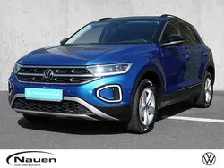 Ravennablau metallic Gebraucht 2024 VW T-Roc Style SUV | 28.881 € (Fairer Preis)