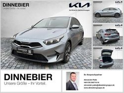 Lunarsilber met Neu 2025 Kia Ceed Kleinwagen | 26.390 € (Fairer Preis)