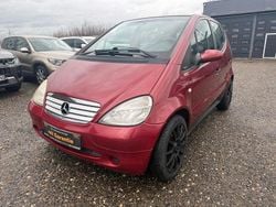 Bordo Gebraucht 2001 Mercedes A190 Avantgarde Van / Kleinbus | 2.950 € (Teuer)