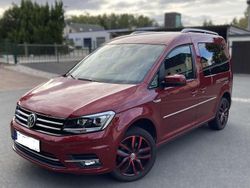 Rot Gebraucht 2017 VW Caddy Highline Van / Kleinbus | 15.900 € (Fairer Preis)