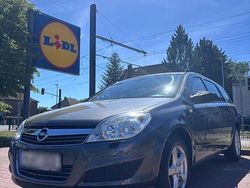 Silber Gebraucht 2009 Opel Astra Kombi | 2.300 € (Fairer Preis)