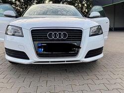 Weiß Gebraucht 2010 Audi A3 Kombi | 3.500 €
