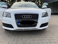 Weiß Gebraucht 2010 Audi A3 Kombi | 3.500 €