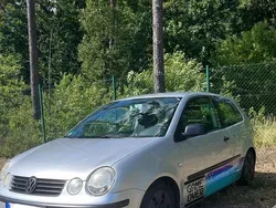 Grau Gebraucht 2003 VW Polo Kleinwagen | 2.350 €