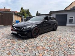 Schwarz Gebraucht 2015 Mercedes C63 AMG AMG Limousine | 63.000 €