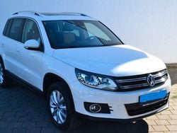 Weiß Gebraucht 2013 VW Tiguan Sportline SUV | 12.200 € (Etwas zu teuer)