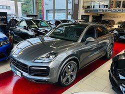 Grau Gebraucht 2022 Porsche Cayenne Chrono SUV | 77.999 € (Guter Preis)