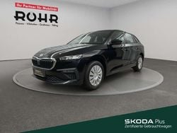 Schwarzmagic perleffekt Gebraucht 2024 Skoda Scala Essence Kleinwagen | 19.330 € (Guter Preis)