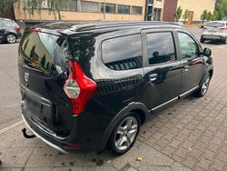 Schwarz Gebraucht 2019 Dacia Lodgy Stepway Van / Kleinbus | 9.990 € (Guter Preis)