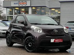 Violett Gebraucht 2010 Toyota iQ Kleinwagen | 6.950 € (Etwas zu teuer)