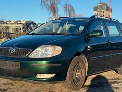 Grün Gebraucht 2004 Toyota Corolla Kombi | 2.300 €